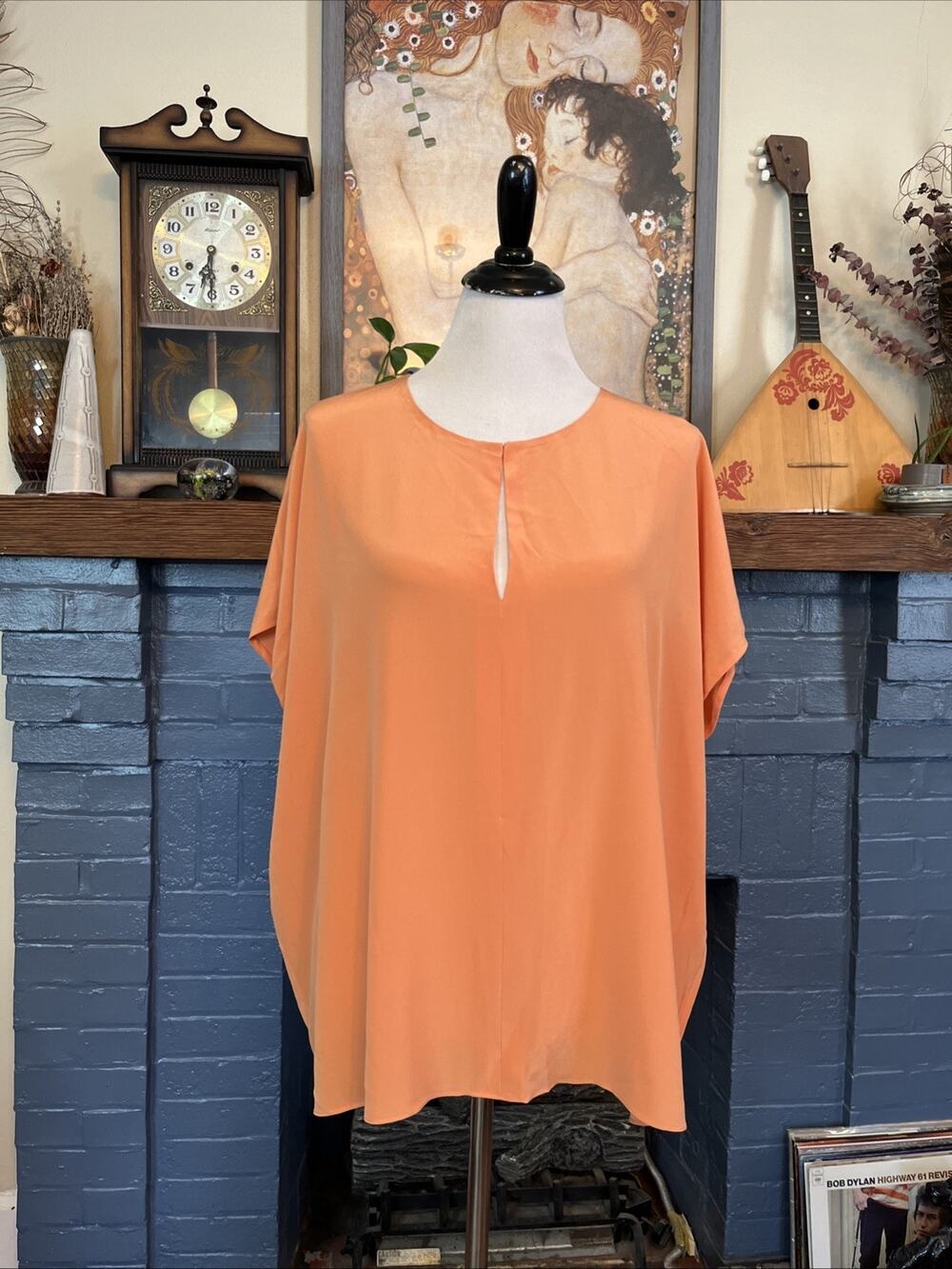 Joseph 100% Silk Boxy Solid V Neck Blouse Size 36 Coral Orange Oversized M/ L